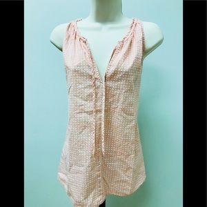 Casual sleeveless top